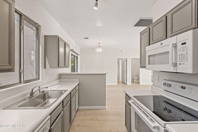 3816 S Calle Rambles, Green Valley, AZ 85614