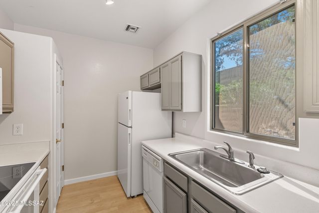 3816 S Calle Rambles, Green Valley, AZ 85614