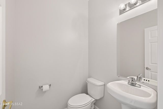 3816 S Calle Rambles, Green Valley, AZ 85614