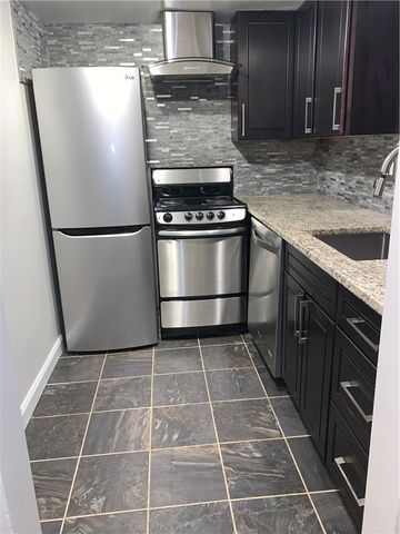 5708 Walnut St G1, Shadyside, PA 15232