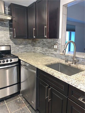 5708 Walnut St G1, Shadyside, PA 15232