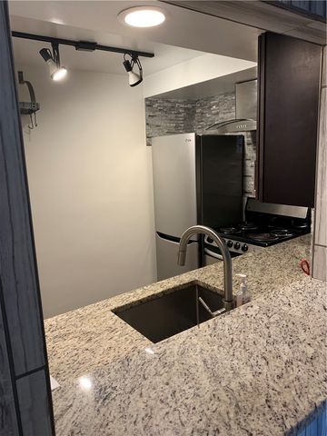 5708 Walnut St G1, Shadyside, PA 15232