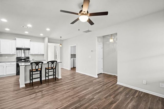 402 Rockview Drive, Canton, GA 30114