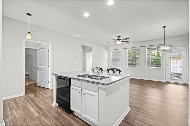 402 Rockview Drive, Canton, GA 30114