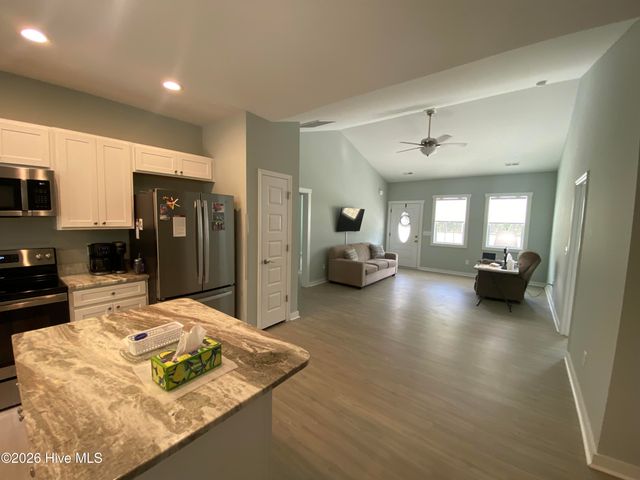1020 Beaufort Road, Southport, NC 28461