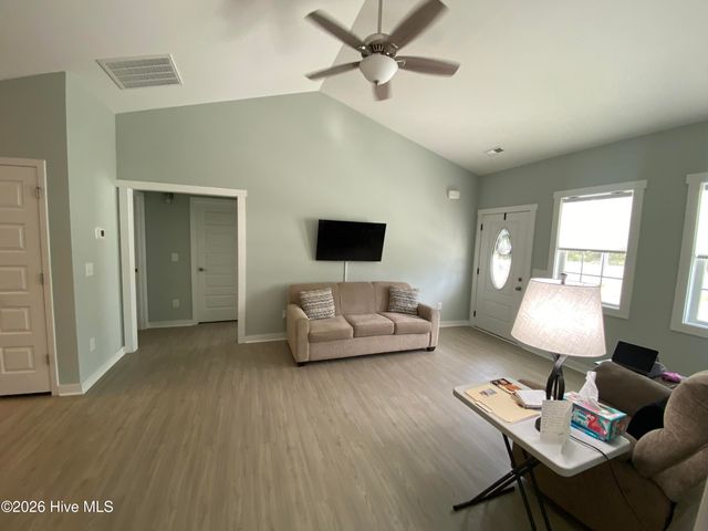 1020 Beaufort Road, Southport, NC 28461