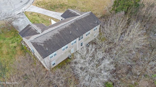 129131 Lucy Ln, Maryville, TN 37803