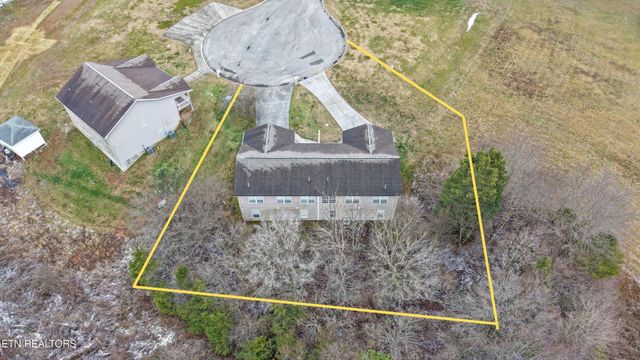 129131 Lucy Ln, Maryville, TN 37803