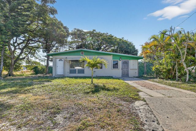 501 Emil Drive, Fort Pierce, FL 34982