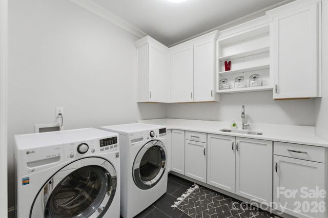 1605 Arborfield Commons Court, Matthews, NC 28105