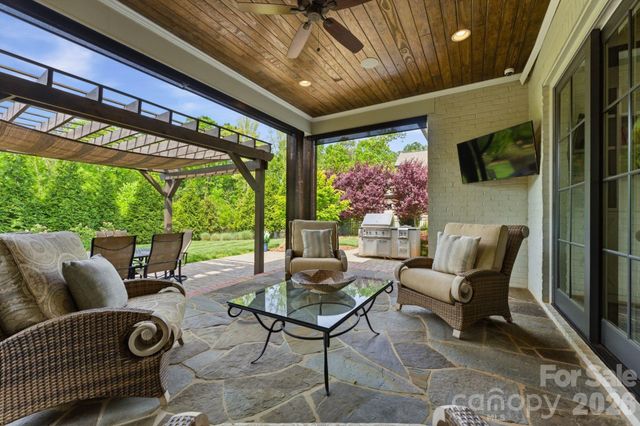 1605 Arborfield Commons Court, Matthews, NC 28105