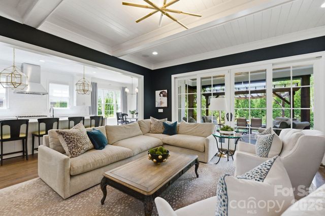 1605 Arborfield Commons Court, Matthews, NC 28105