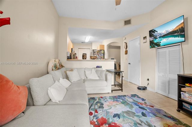 4926 Spinnaker Dr 5007, Dania Beach, FL 33312