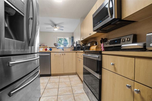 4926 Spinnaker Dr 5007, Dania Beach, FL 33312