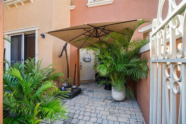 4926 Spinnaker Dr 5007, Dania Beach, FL 33312