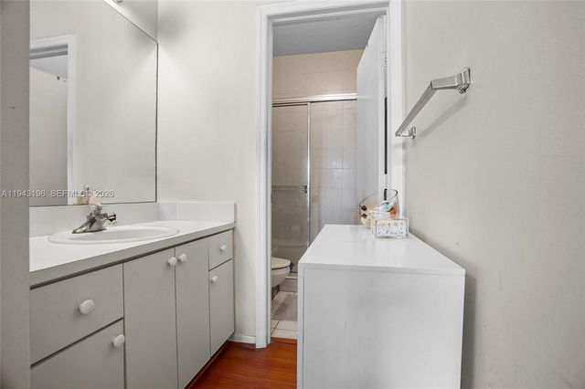 4926 Spinnaker Dr 5007, Dania Beach, FL 33312