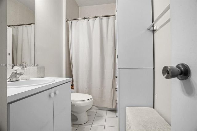 4926 Spinnaker Dr 5007, Dania Beach, FL 33312