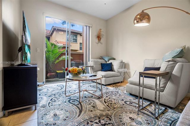 4926 Spinnaker Dr 5007, Dania Beach, FL 33312