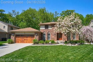 1826 N Fairview Lane, Rochester Hills, MI 48306