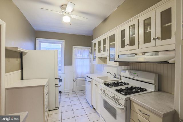 27 N SYMINGTON AVE, Baltimore, MD 21228
