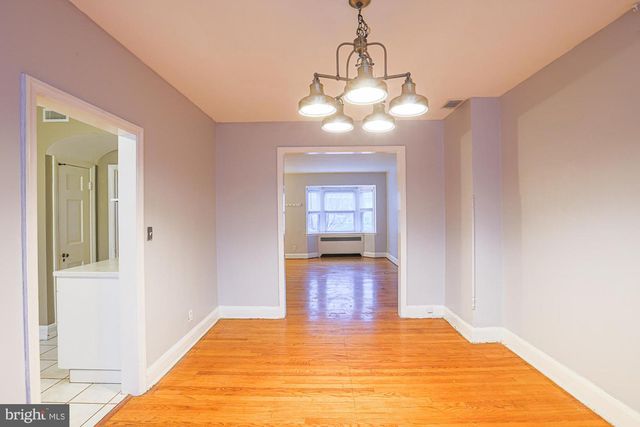 27 N SYMINGTON AVE, Baltimore, MD 21228