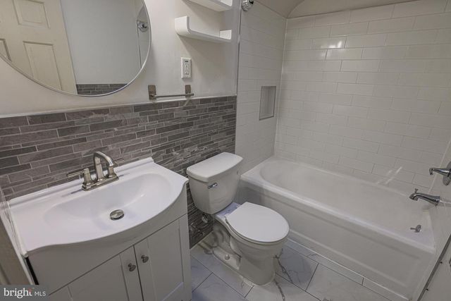 27 N SYMINGTON AVE, Baltimore, MD 21228