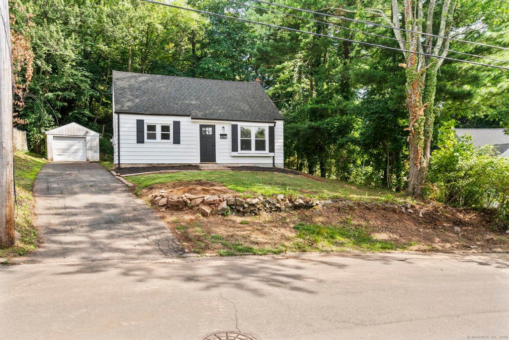 17 Norwood Road, New Haven, CT 06513
