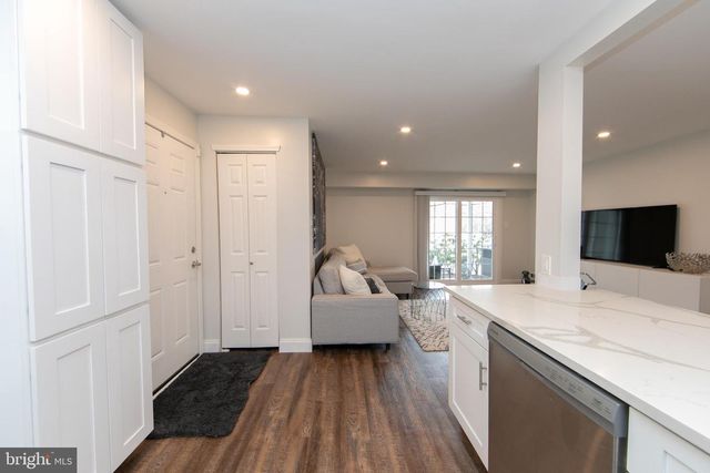 1405 SOCIETY PL, Newtown, PA 18940