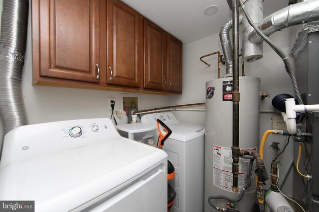 1405 SOCIETY PL, Newtown, PA 18940