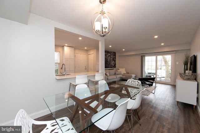 1405 SOCIETY PL, Newtown, PA 18940