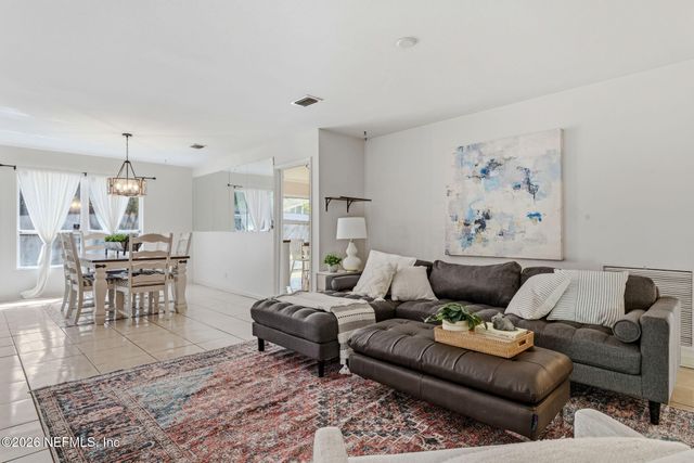 6821 CABALLERO Court, Jacksonville, FL 32217