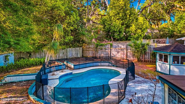 6821 CABALLERO Court, Jacksonville, FL 32217