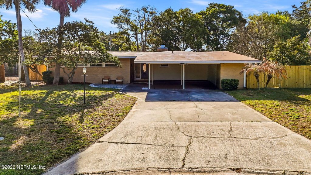 6821 CABALLERO Court, Jacksonville, FL 32217