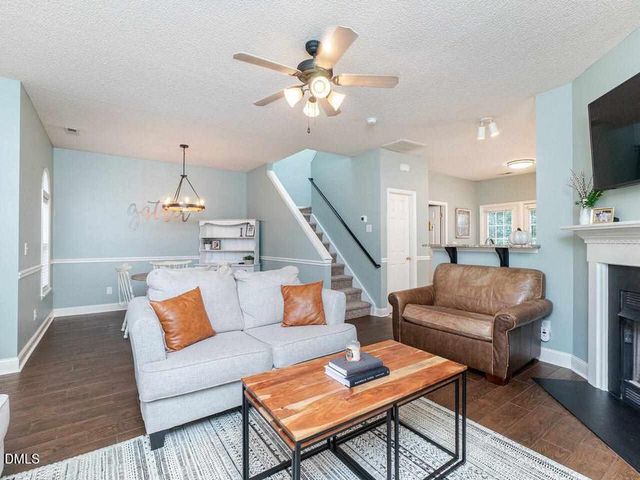 310 Glaston Court, Apex, NC 27502