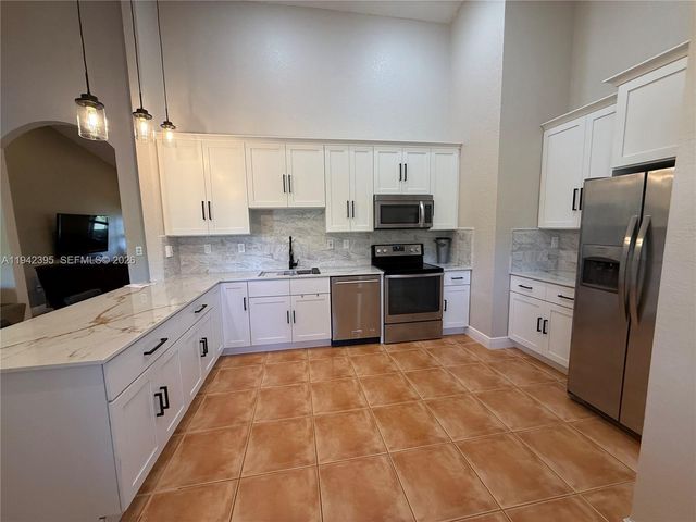 13135 SW 218th Ter, Miami, FL 33170