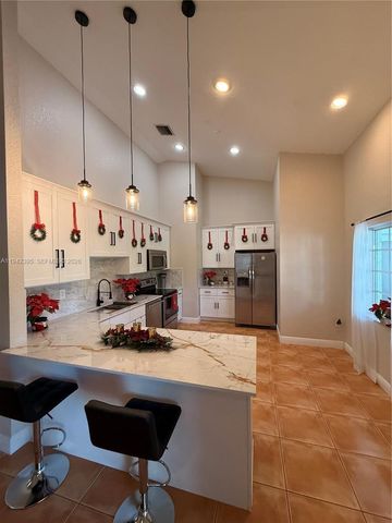 13135 SW 218th Ter, Miami, FL 33170