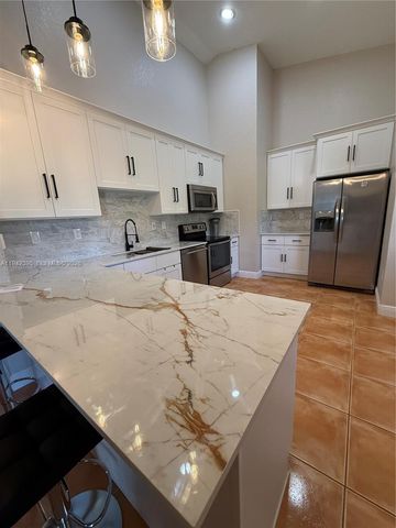 13135 SW 218th Ter, Miami, FL 33170