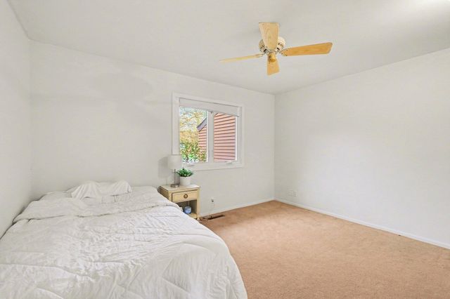 625 Maple Creek Drive, Holland, MI 49423