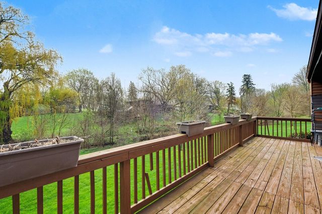625 Maple Creek Drive, Holland, MI 49423