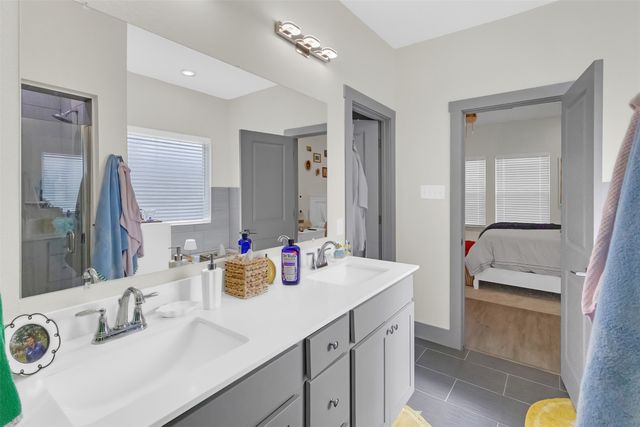 3307 Mission Street, Fort Worth, TX 76109