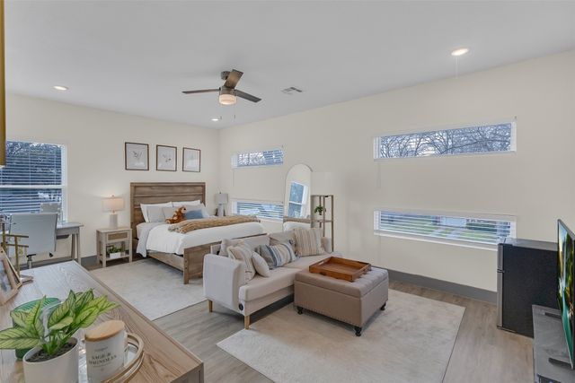 3307 Mission Street, Fort Worth, TX 76109