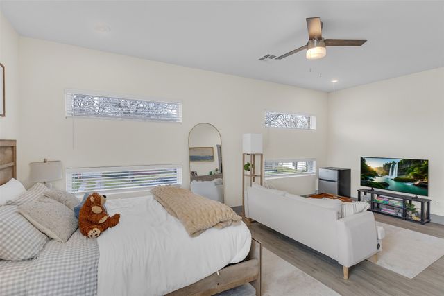 3307 Mission Street, Fort Worth, TX 76109