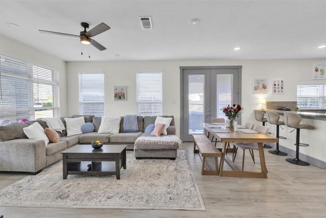 3307 Mission Street, Fort Worth, TX 76109