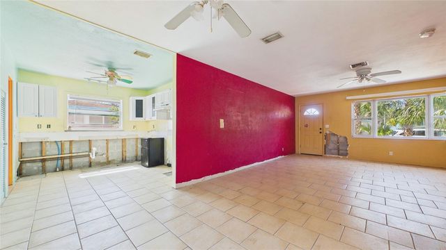 2706 46TH STREET S, Gulfport, FL 33711