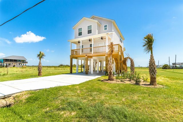 18103 Shaman Drive, Galveston, TX 77554