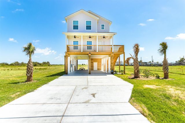 18103 Shaman Drive, Galveston, TX 77554
