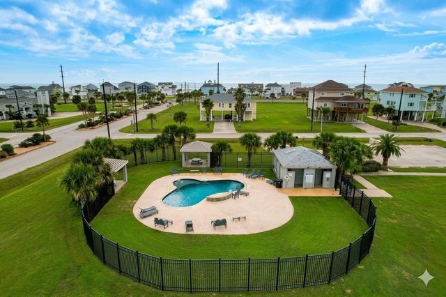 18103 Shaman Drive, Galveston, TX 77554