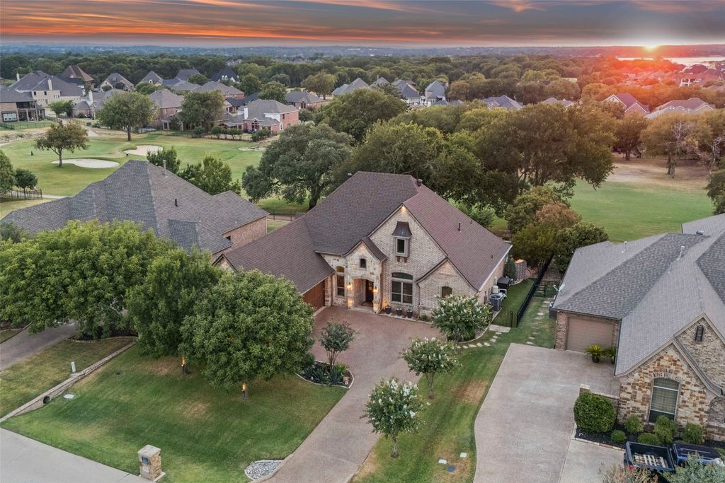 12233 Indian Creek Drive, Fort Worth, TX 76179 — photo 2