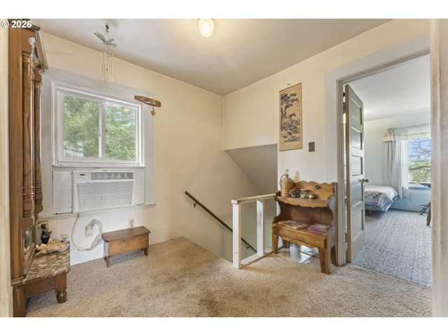 4334 N WILLIS Blvd, Portland, OR 97203