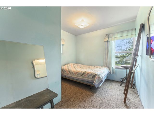 4334 N WILLIS Blvd, Portland, OR 97203